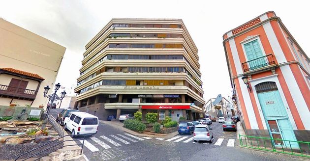 Foto 1 de Pis en venda a calle Médico Estévez de 4 habitacions amb terrassa i ascensor