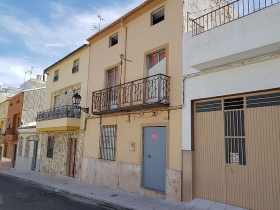 Foto 1 de Casa en venda a Torre del Campo de 3 habitacions amb terrassa