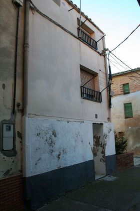 Foto 1 de Casa en venda a Portella, la de 3 habitacions i 87 m²