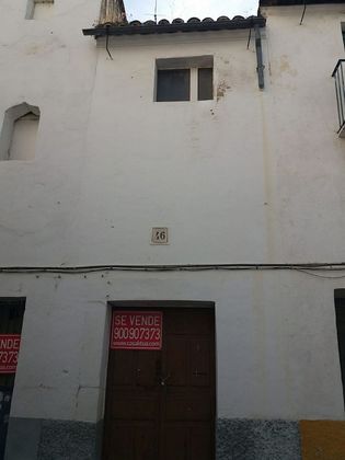 Foto 1 de Casa en venda a Plasencia de 3 habitacions i 90 m²