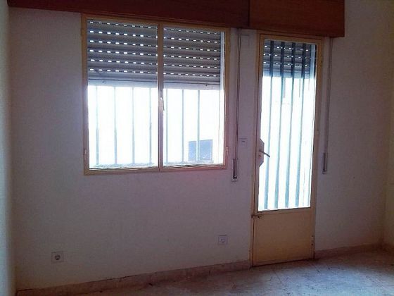 Foto 2 de Pis en venda a Talavera la Real de 3 habitacions amb terrassa
