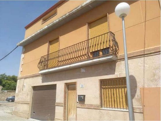 Foto 2 de Casa en venda a Villafranca de Ebro de 3 habitacions i 218 m²