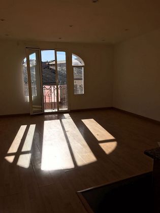 Foto 2 de Venta de piso en Artesa de Segre de 2 habitaciones con terraza