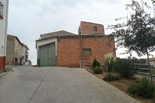 Foto 2 de Venta de casa en Vilanova de Segrià de 3 habitaciones y 223 m²