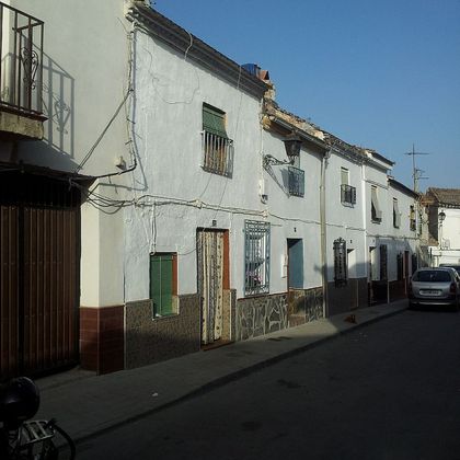 Foto 1 de Casa en venda a Fuente Vaqueros de 3 habitacions i 170 m²