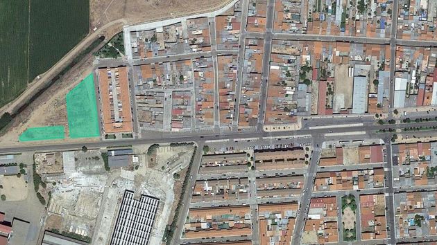 Foto 1 de Venta de terreno en Puebla de la Calzada de 3945 m²