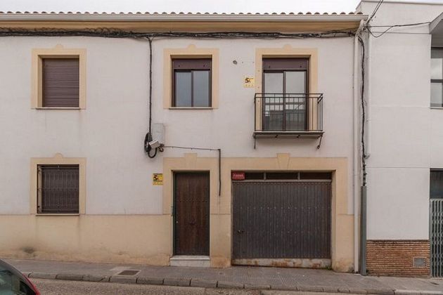 Foto 1 de Casa en venta en Almodóvar del Río de 3 habitaciones con garaje