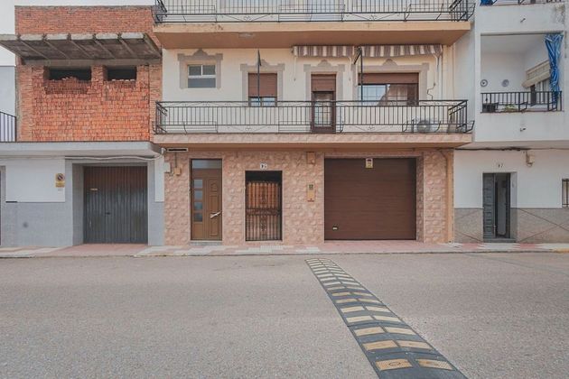 Foto 1 de Piso en venta en Calamonte de 4 habitaciones con terraza