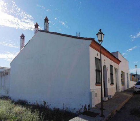 Foto 1 de Casa en venda a Bodonal de la Sierra de 3 habitacions i 130 m²