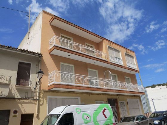 Foto 1 de Pis en venda a Callosa d´En Sarrià de 4 habitacions i 123 m²