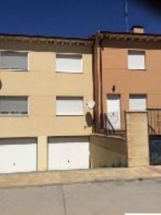 Foto 1 de Venta de casa en Magaz de Pisuerga de 3 habitaciones con garaje y calefacción