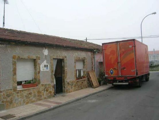 Foto 1 de Casa en venda a Rollo - Puente Ladrillo de 3 habitacions i 50 m²