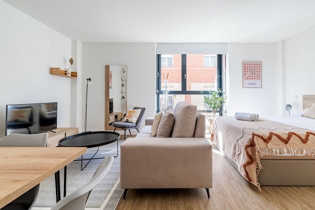 Foto 2 de Alquiler de estudio en Almenara con muebles y aire acondicionado