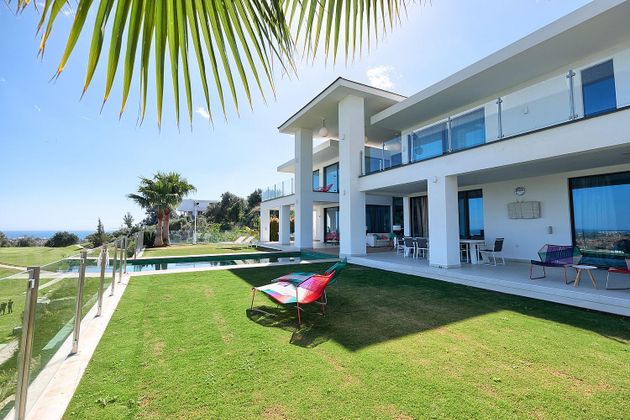 Foto 1 de Xalet en venda a Benahavís de 4 habitacions amb terrassa i piscina