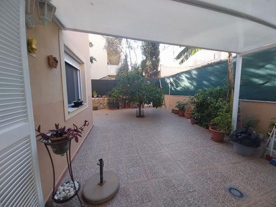 Foto 2 de Piso en venta en Son Ferrer de 2 habitaciones con terraza y jardín