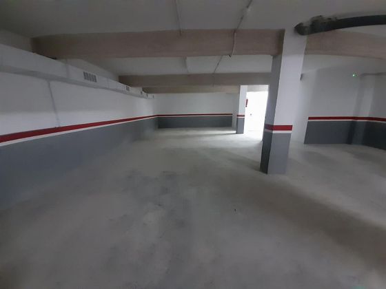 Foto 1 de Garatge en lloguer a Centre - Colomeres - Rambles de 10 m²