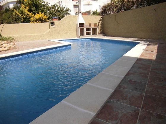 Foto 2 de Xalet en venda a Canyelles - Montgoda de 8 habitacions amb terrassa i piscina