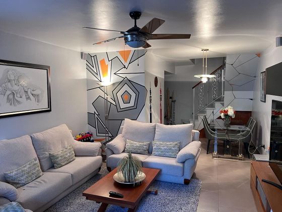 Foto 1 de Casa en venda a Colores - Entreparques de 4 habitacions amb terrassa i aire acondicionat