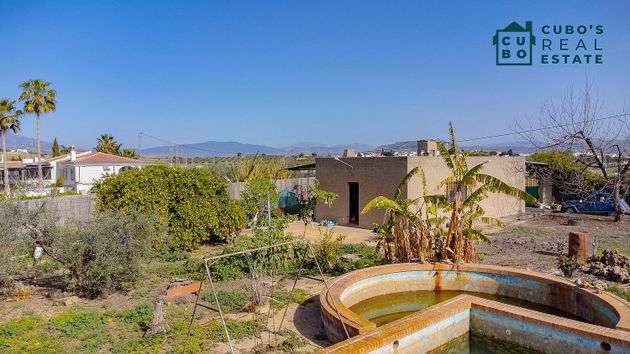 Foto 1 de Casa rural en venda a Alhaurín el Grande de 2 habitacions amb piscina