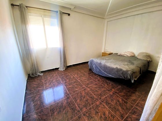 Foto 1 de Venta de piso en El Alborgí de 3 habitaciones con aire acondicionado y calefacción