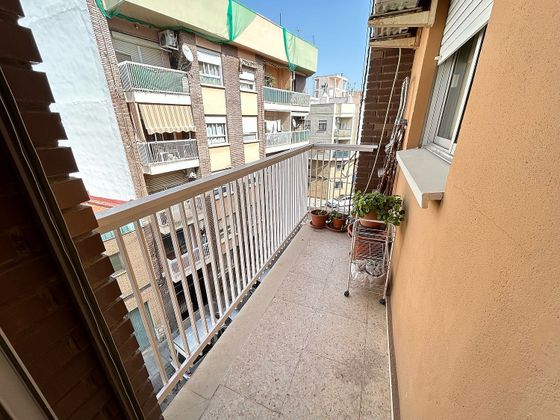 Foto 1 de Pis en venda a Zona Calle Valencia de 3 habitacions amb balcó i ascensor