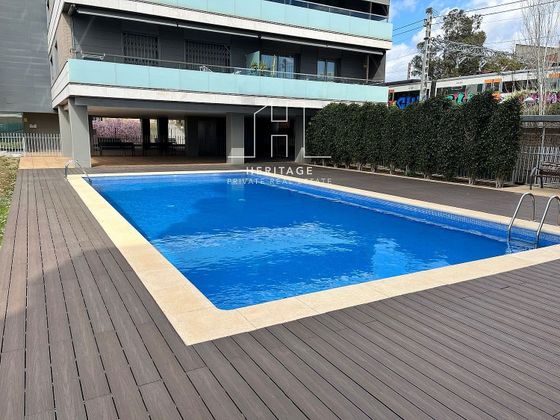 Foto 2 de Dúplex en venda a Fontsanta - Fatjó de 3 habitacions amb terrassa i piscina