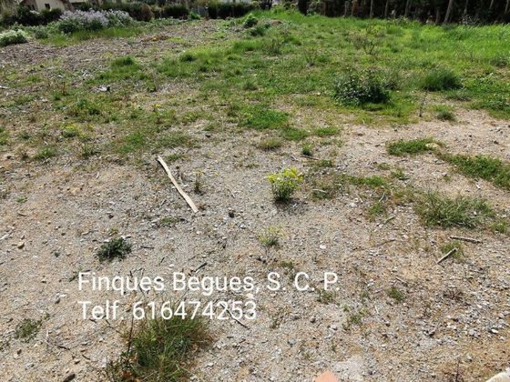 Foto 2 de Venta de terreno en Begues de 590 m²