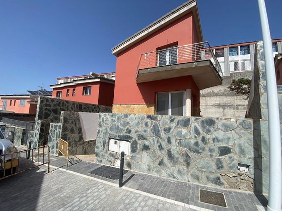 Foto 1 de Chalet en venta en Santa María de Guía de 3 habitaciones con terraza y garaje