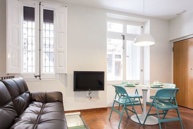 Foto 1 de Alquiler de dúplex en La Barceloneta de 1 habitación con muebles y aire acondicionado