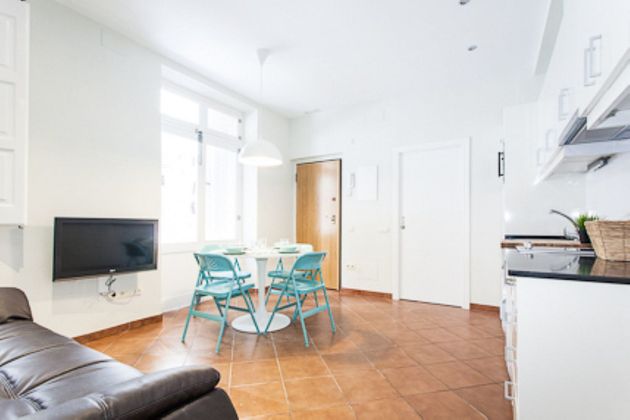 Foto 2 de Dúplex en lloguer a La Barceloneta de 1 habitació amb mobles i aire acondicionat