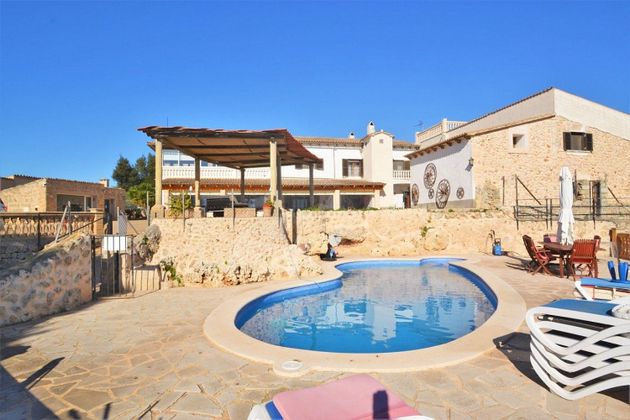 Foto 1 de Casa rural en venda a Lloret de Vistalegre de 7 habitacions amb terrassa i piscina