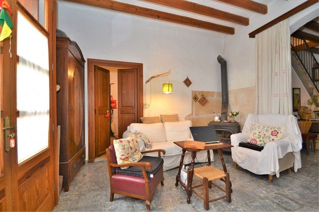 Foto 2 de Chalet en venta en Llubí de 4 habitaciones con terraza y garaje