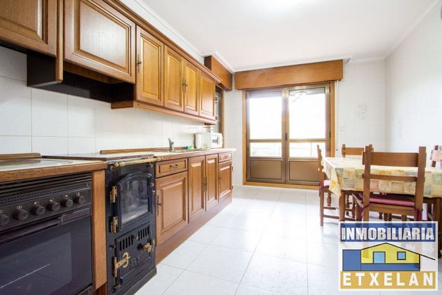 Foto 1 de Piso en venta en Berriz de 4 habitaciones con terraza y garaje