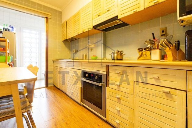 Foto 2 de Pis en venda a Eibar de 3 habitacions amb garatge i balcó