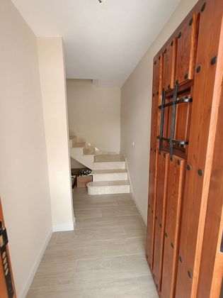Foto 1 de Casa en venda a calle Archidona de 2 habitacions amb terrassa i calefacció