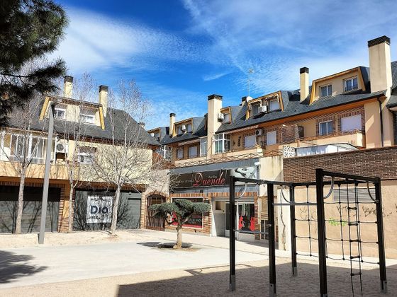 Foto 1 de Dúplex en venda a plaza De Los Belgas de 3 habitacions amb terrassa i garatge