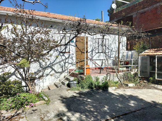 Foto 1 de Chalet en venta en calle Tomás Martín de 4 habitaciones con terraza y jardín