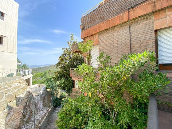 Foto 1 de Xalet en venda a La Floresta - Les Planes de 9 habitacions amb terrassa i jardí