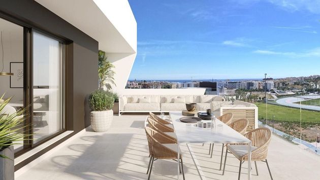 Foto 1 de Pis en venda a Centro Urbano de 4 habitacions amb terrassa i piscina