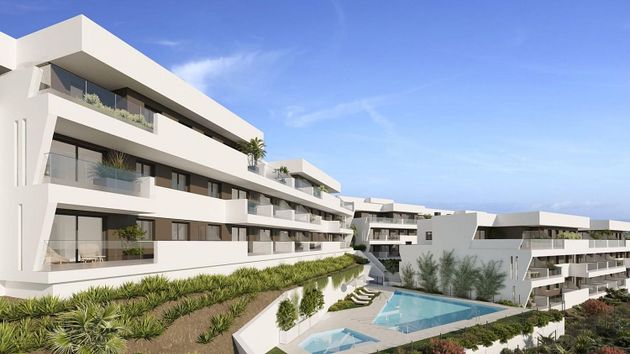 Foto 1 de Pis en venda a Centro Urbano de 3 habitacions amb terrassa i piscina
