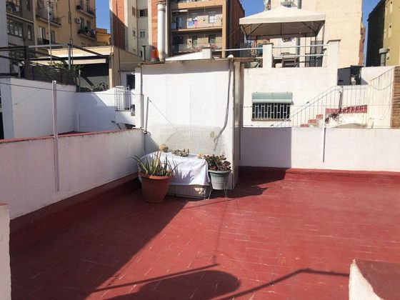 Foto 2 de Casa en venda a La Sagrada Família de 5 habitacions amb terrassa i balcó