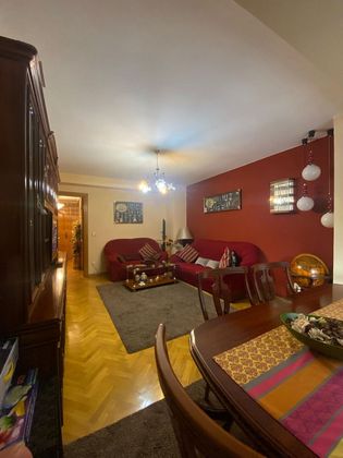 Foto 2 de Piso en venta en Delicias de 4 habitaciones con garaje y balcón