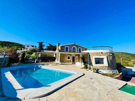 Foto 1 de Casa en lloguer a Sant Josep de 5 habitacions amb terrassa i piscina