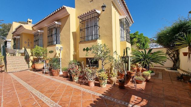 Foto 2 de Xalet en venda a Conde de Ureña - Monte Gibralfaro de 5 habitacions amb terrassa i jardí