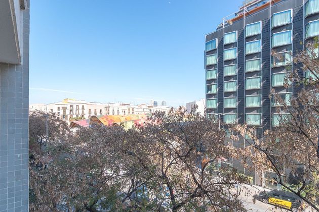 Foto 1 de Piso en venta en avenida De Francesc Cambó de 3 habitaciones con balcón y aire acondicionado