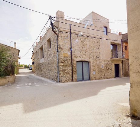 Foto 1 de Casa en venda a Garriguella de 2 habitacions amb terrassa i piscina