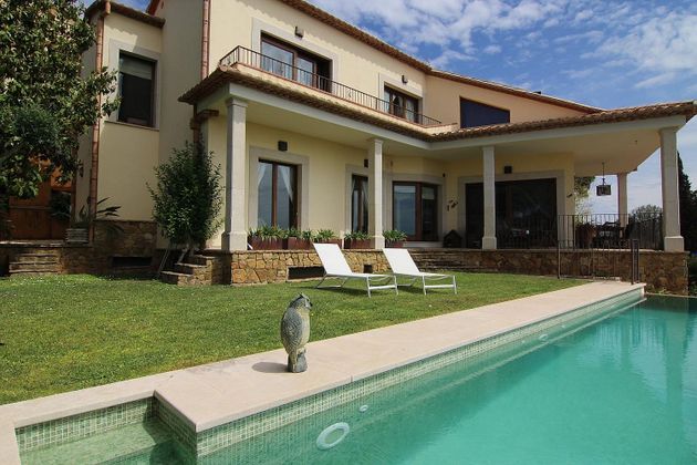 Foto 1 de Xalet en venda a Mas Milà de 5 habitacions amb terrassa i piscina