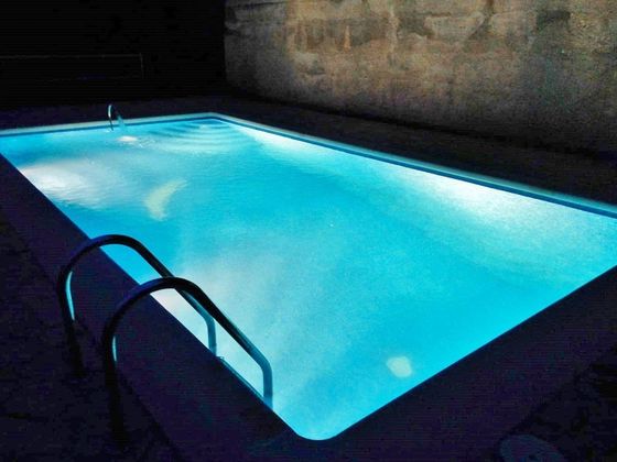 Foto 1 de Xalet en venda a Corbera de Llobregat de 5 habitacions amb terrassa i piscina