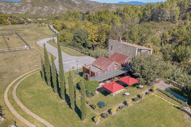 Foto 1 de Casa rural en venda a Boadella d´Empordà de 6 habitacions amb terrassa i piscina