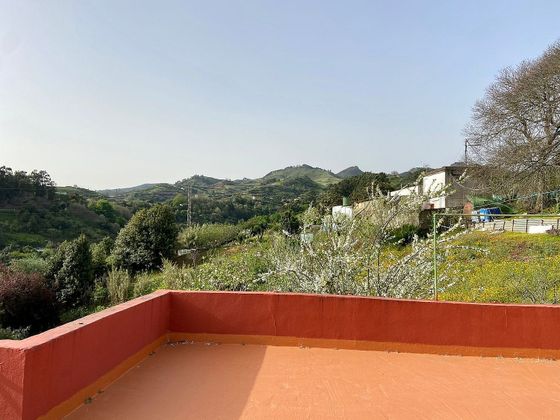 Foto 2 de Xalet en venda a calle La Jurada de 5 habitacions amb terrassa i jardí